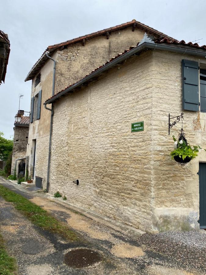 La Cour Blanche Vila Verteuil-sur-Charente Exterior foto